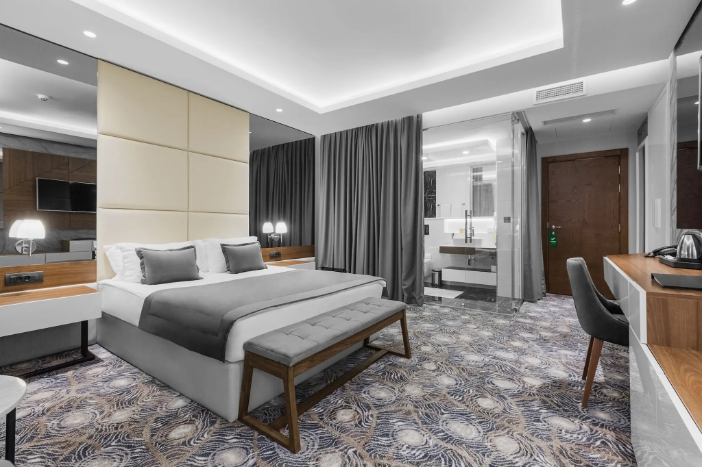 Sky Hotel