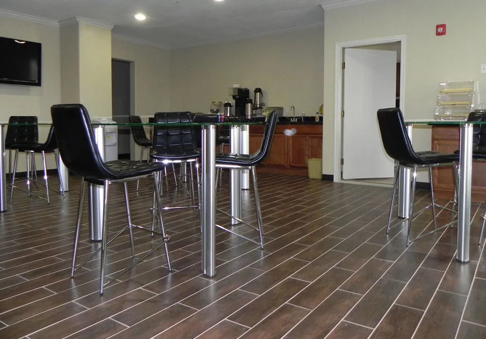 Yorktown Inn and Suites