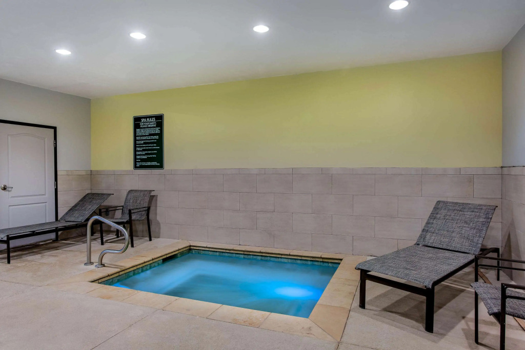 La Quinta by Wyndham Andrews
