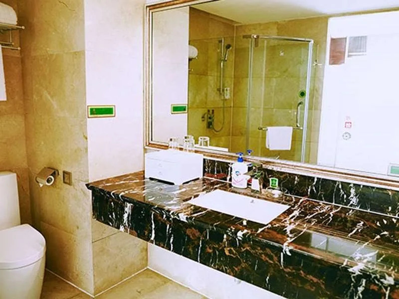 Vienna Hotel Guiyang Yunyan Baoshan North Road Brand