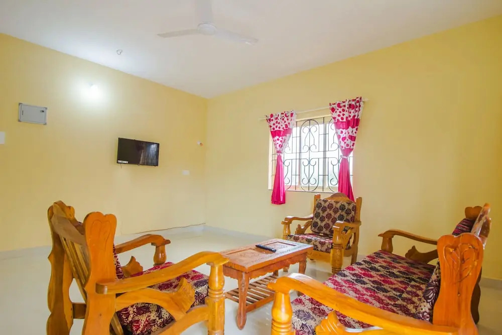 OYO 17193 Home Peaceful 2BHK Arambol