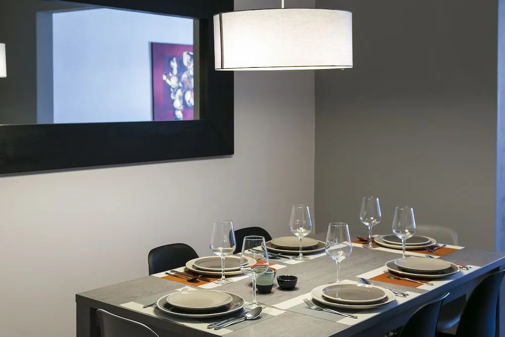 5 Bedroom Apartment near Av Liberdade