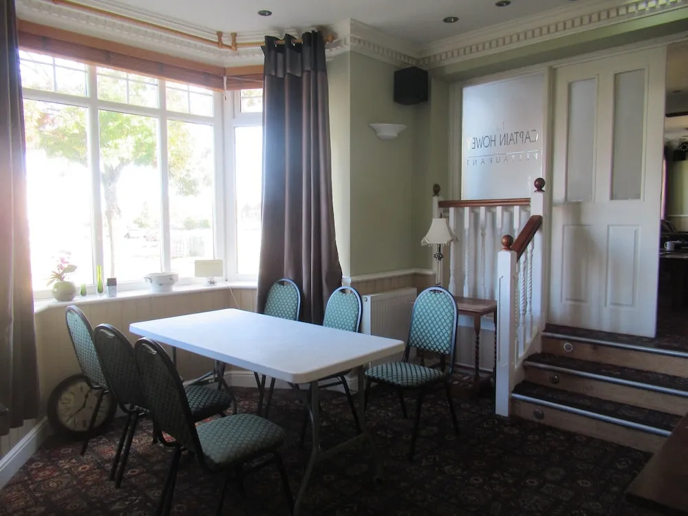 Captain Howey Hotel