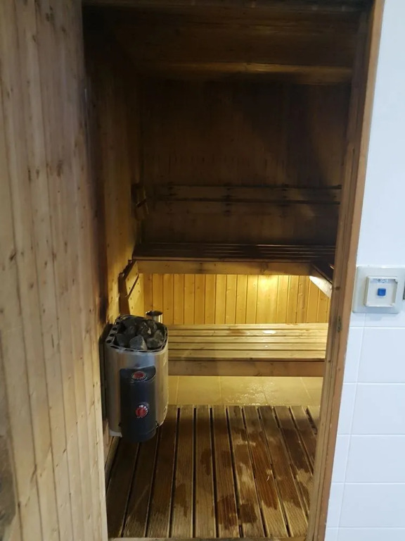 Fisher Point - Shared Apartment