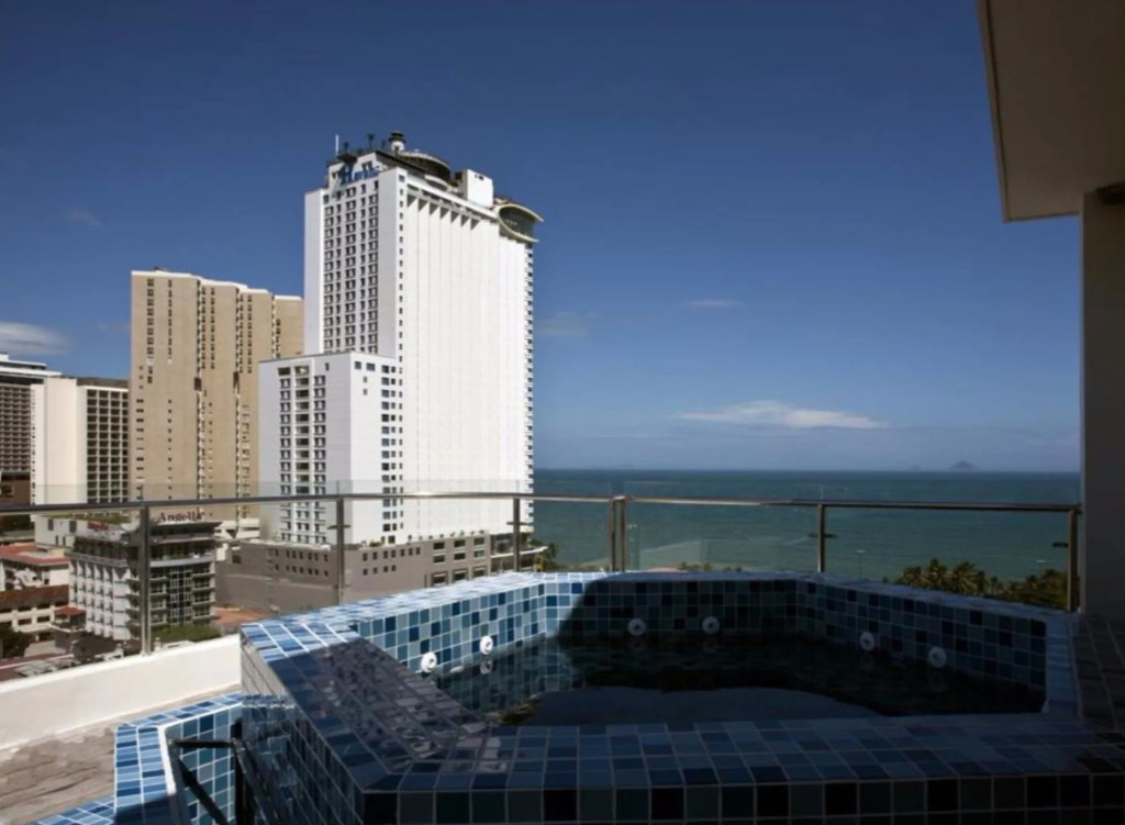 New Sun Hotel