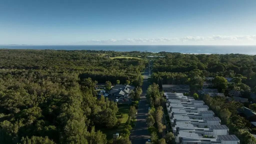 Byron Bay Accom - North Beach Houses 28 Bayshore Drive - No pool in studio