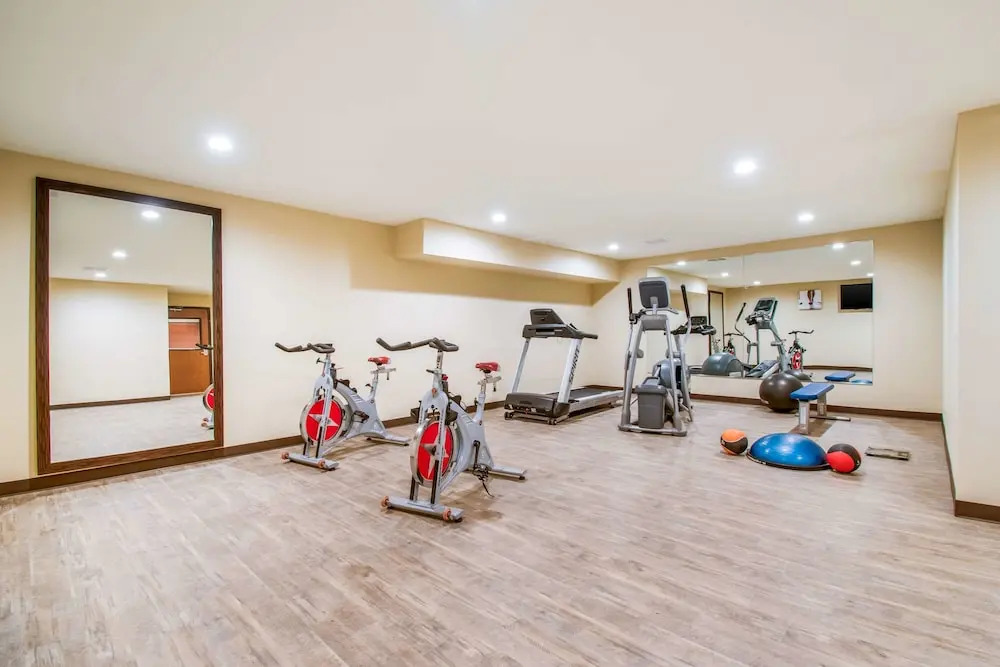 Comfort Inn & Suites Harrisburg - Hershey West