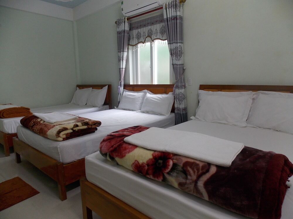 Rose Hotel