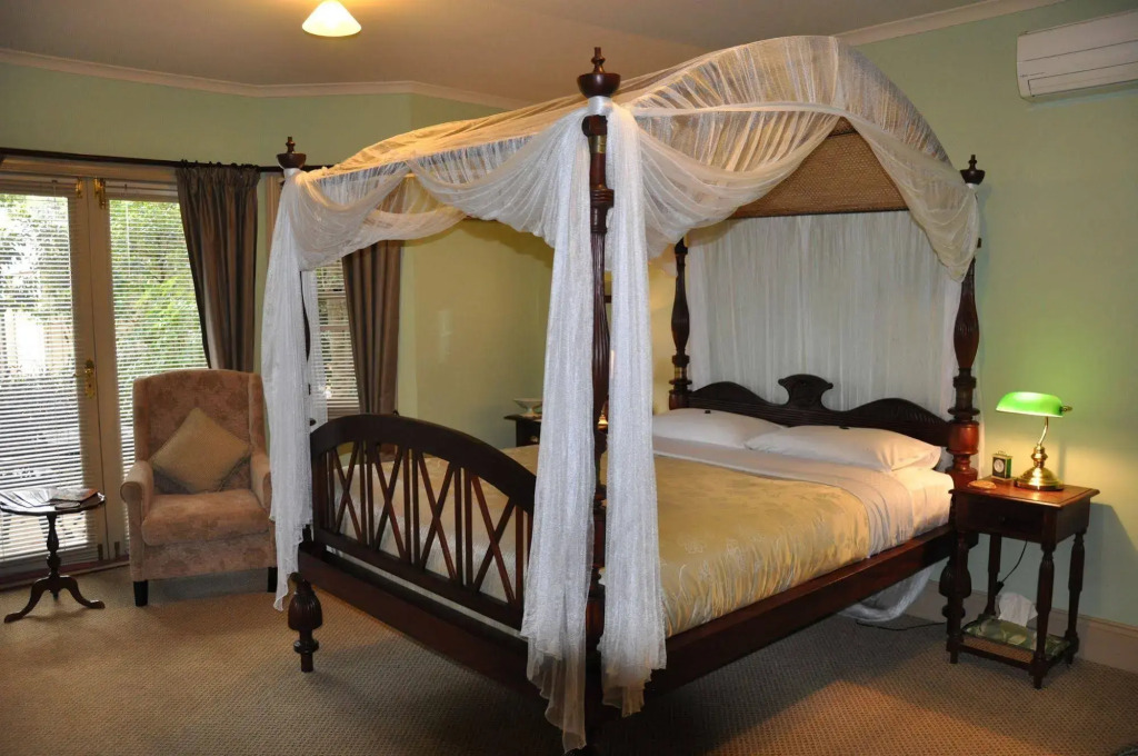 Lurline House