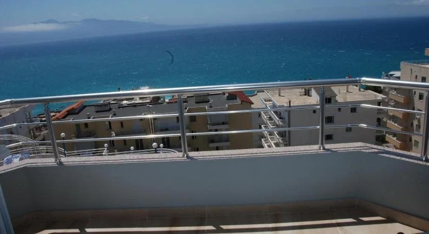 Hotel Summer