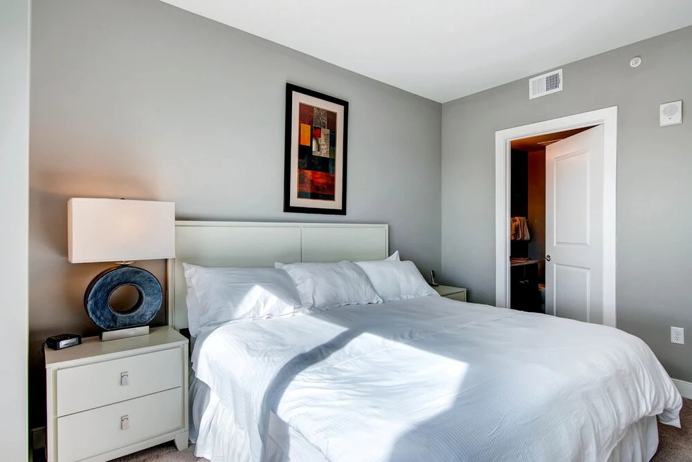 Global Luxury Suites in Emeryville