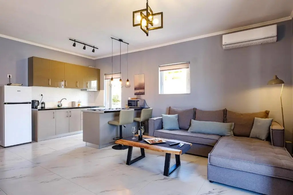 Oreon Suites - Usia