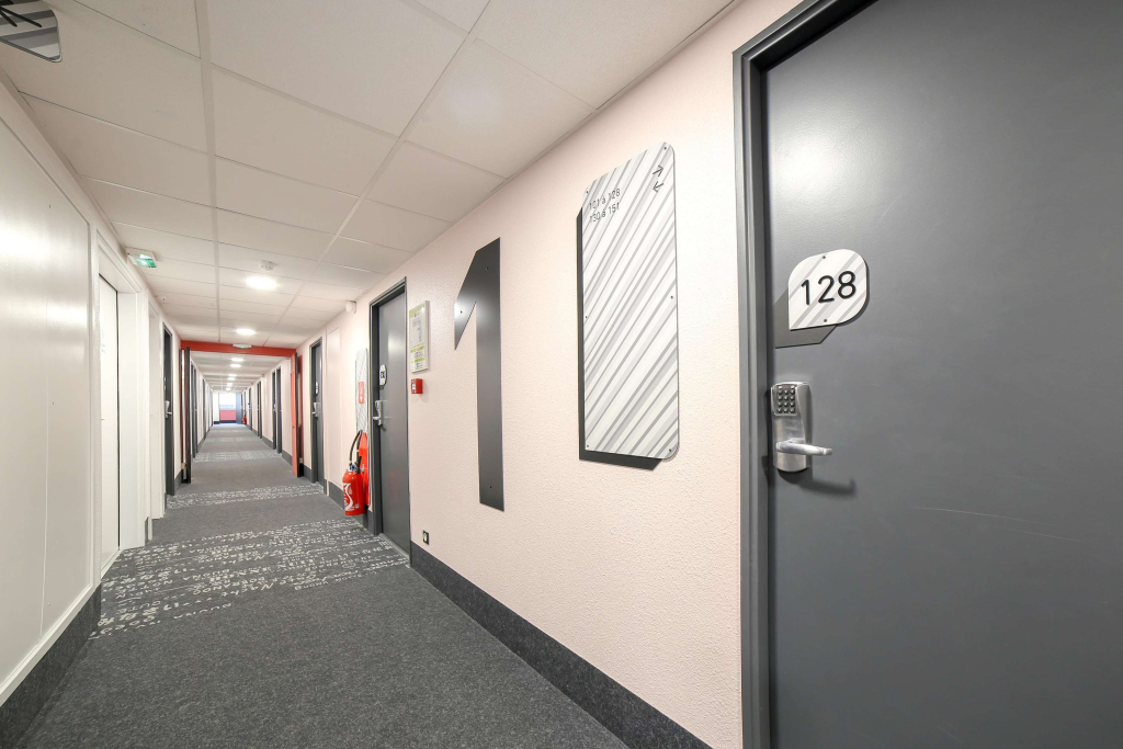 B&B HOTEL Reims Bezannes