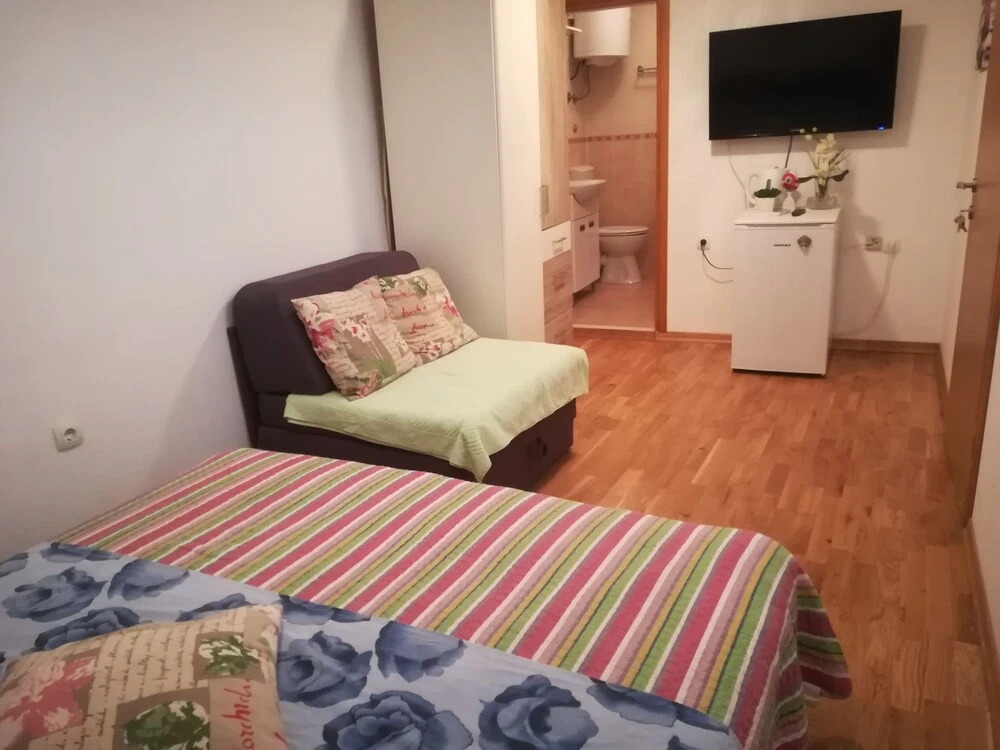 INCHY ACCOMMODATION - Deluxe Rooms & fully equipped kitchen in Diocletians Palace