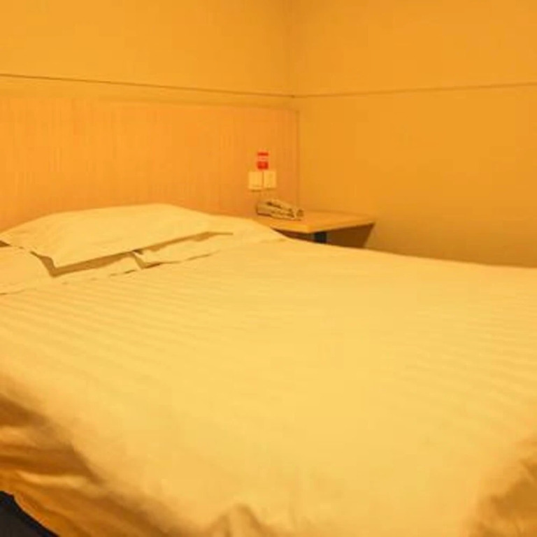 Tinghuatang Seaview Garden Inn