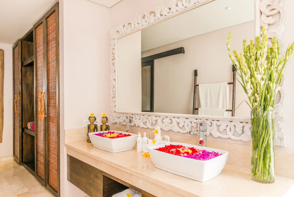 Villa Koala, 2BR Private Pool Villa near Seminyak Best Nightlife and W