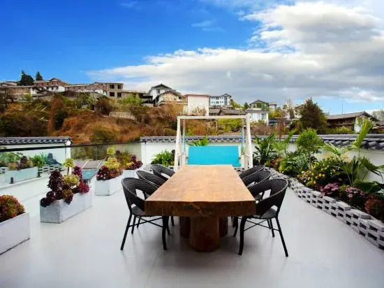 Yinian Huakai Xinian Homestay
