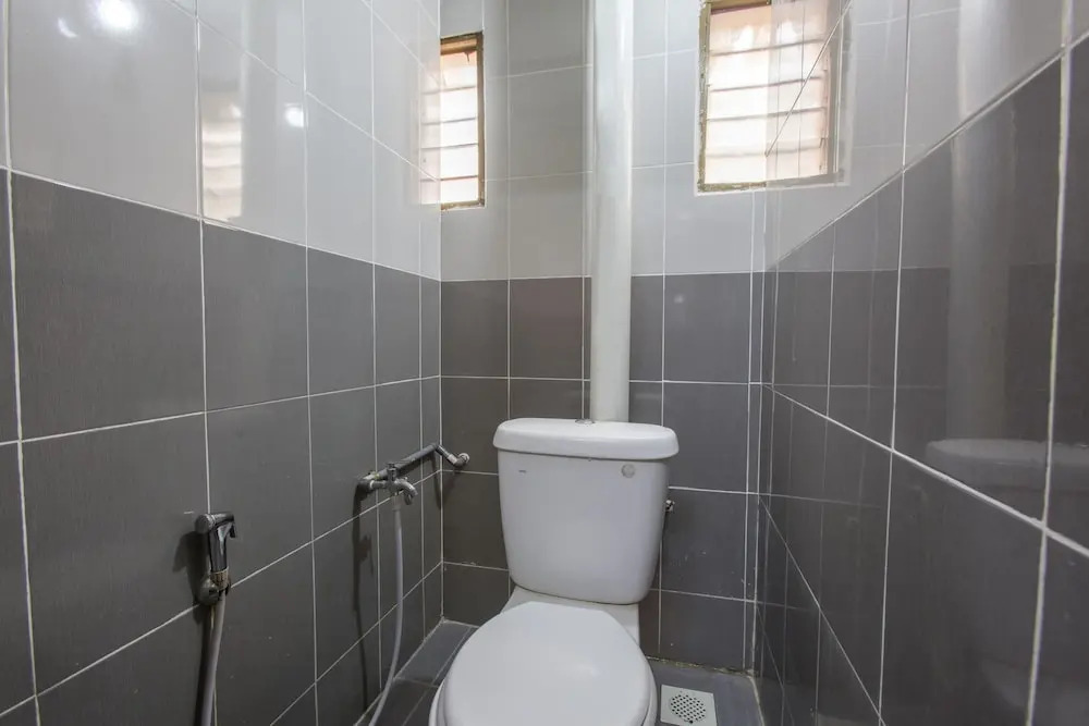 Musafir Transit Hotel by OYO Rooms