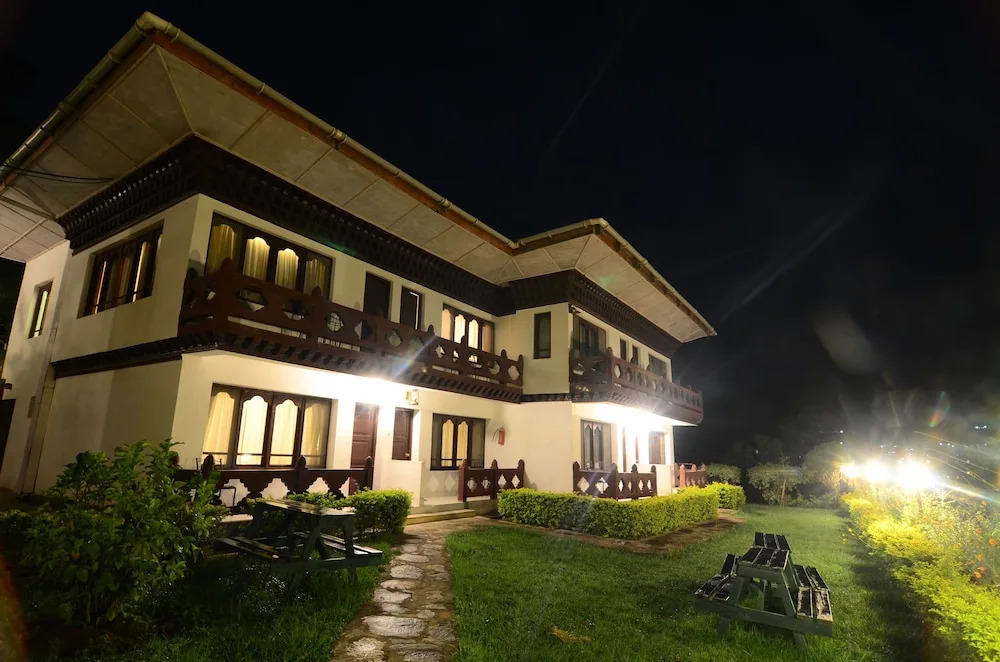 Himalayan Dragon'S Nest Hotel