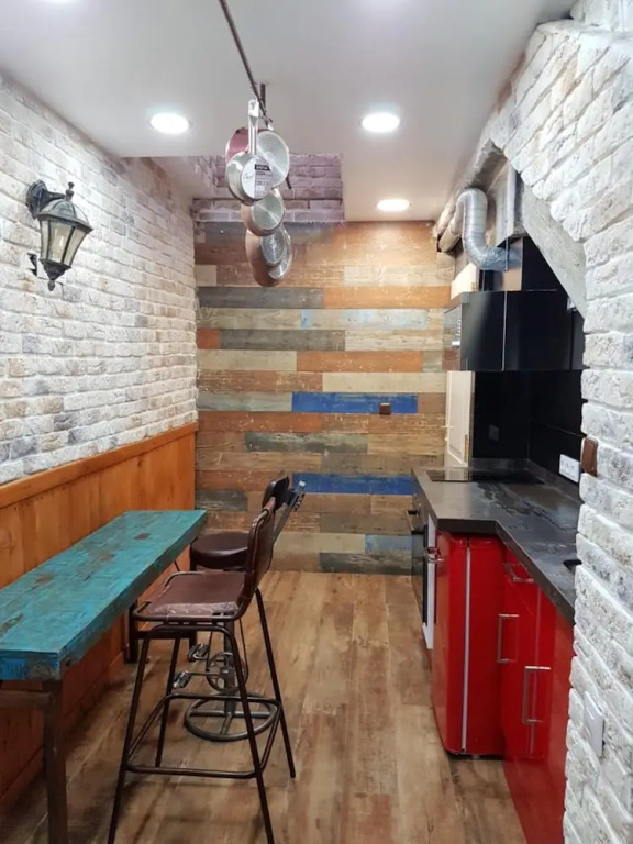 Studio in La Línea de la Concepción, With Wonderful City View, Balcony and Wifi