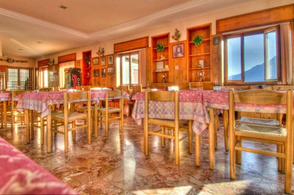 Albergo De Jean
