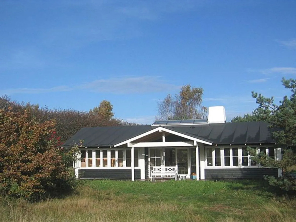 "Egil" - 700m from the sea in NE Jutland