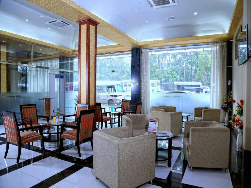 Sky Man Hotel