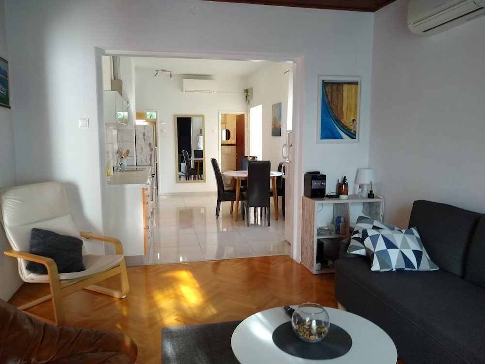 Apartment Kety