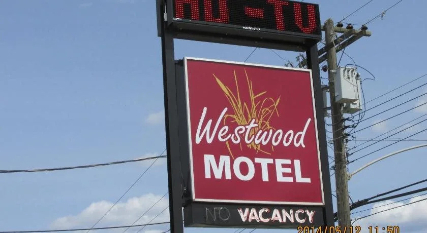 Westwood Motel 100 Mile House