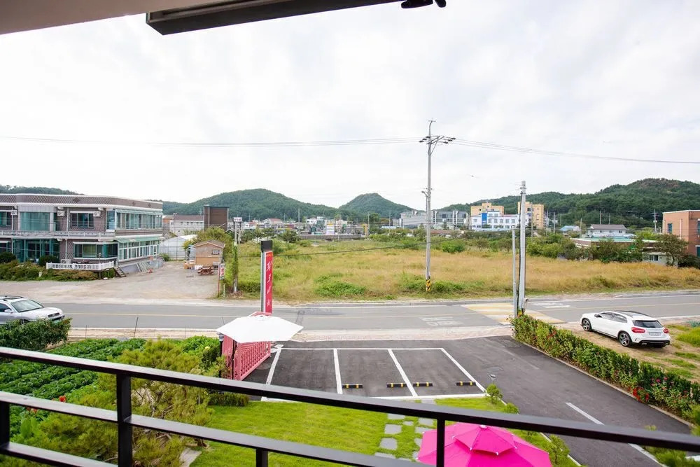 Yangyang Pink Beach Pension