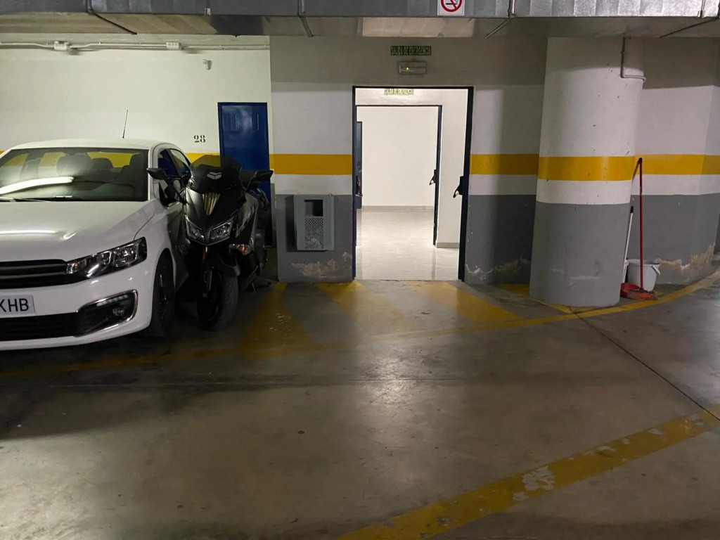 acogedor piso con parking santa justa
