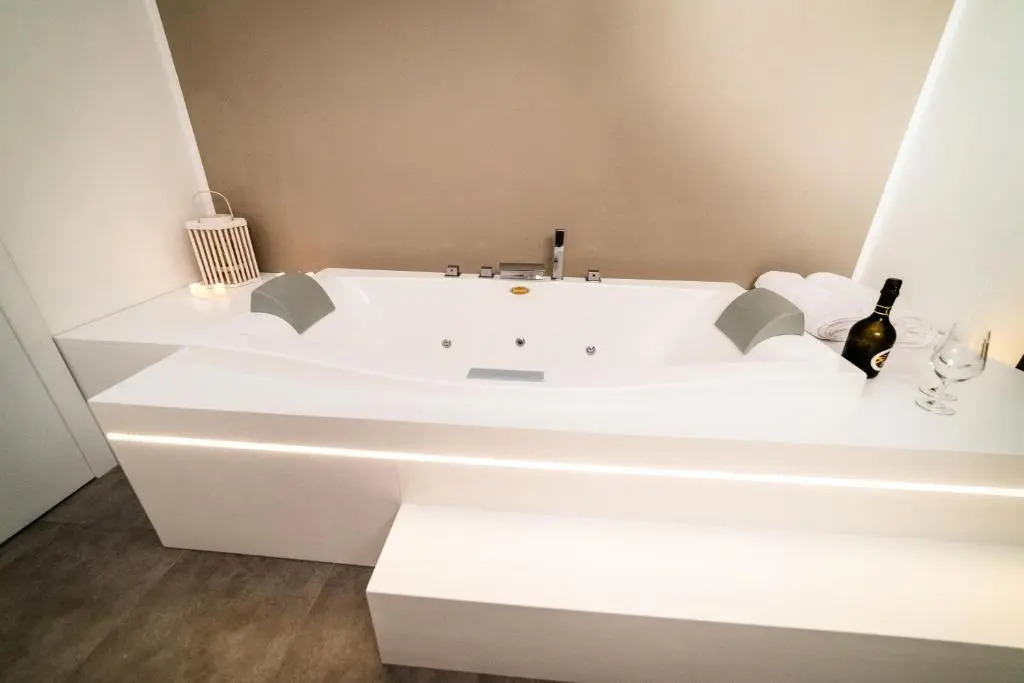 Fleming Suite
