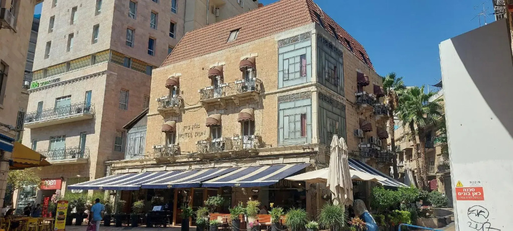Zion Hotel