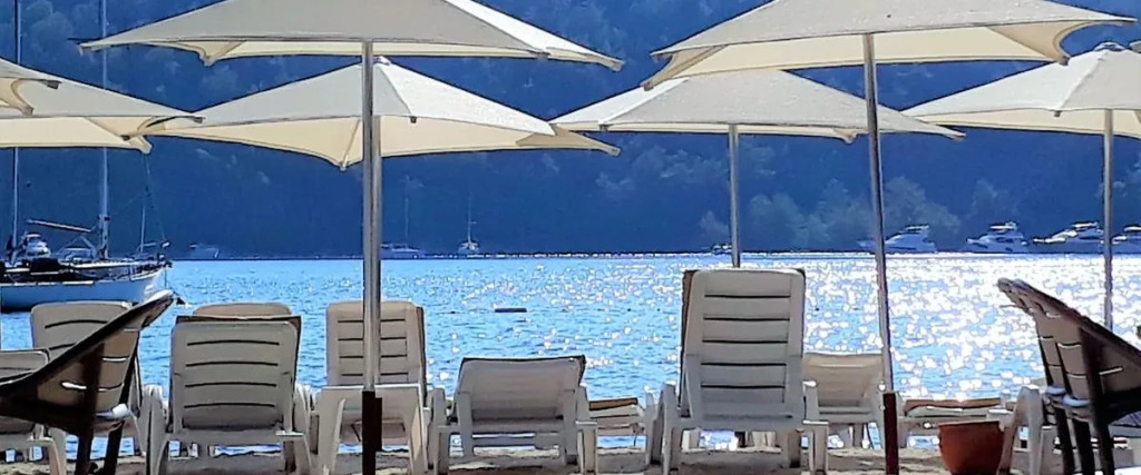 Albatros Beach Restaurant & Butik Otel