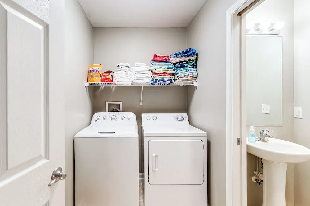 2 Mi to Bethany Beach Boardwalk! Townhome w/ Pool