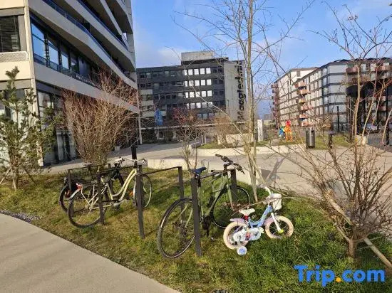 Sun Tower Apartment in Zürich Stettbach