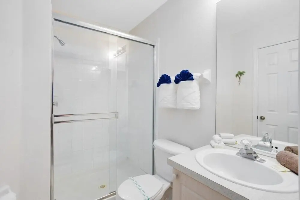 4 Bedroom/3 Bath South Facing Pool - Luxury Villa 4 Villa by RedAwning