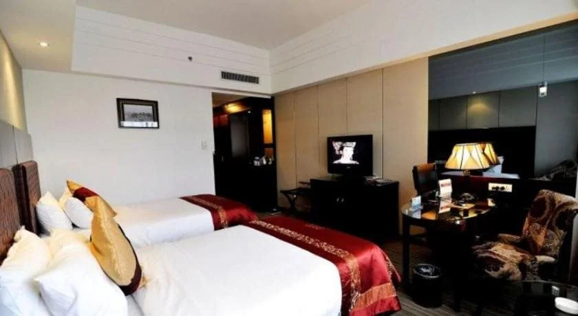 Forest City Hotel