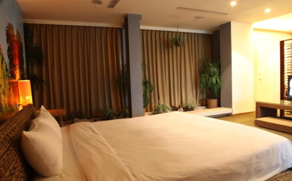 Lovespring House