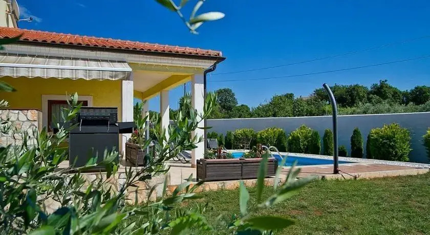 Villa MAGGIE