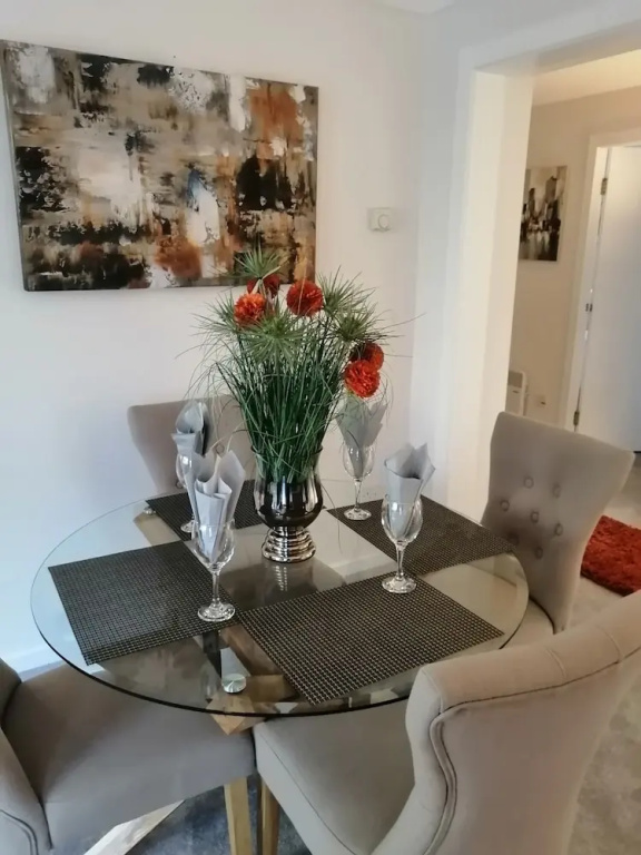 Gleneagles Village Apartments
