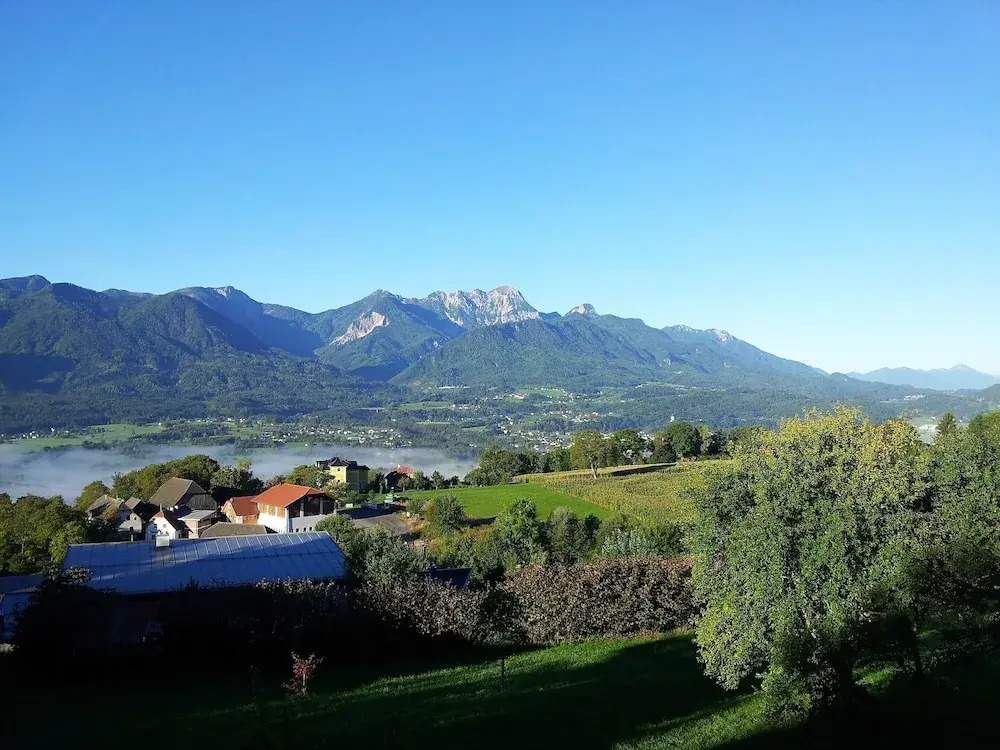 Holiday Home in Ludmannsdorf Near Worthersee
