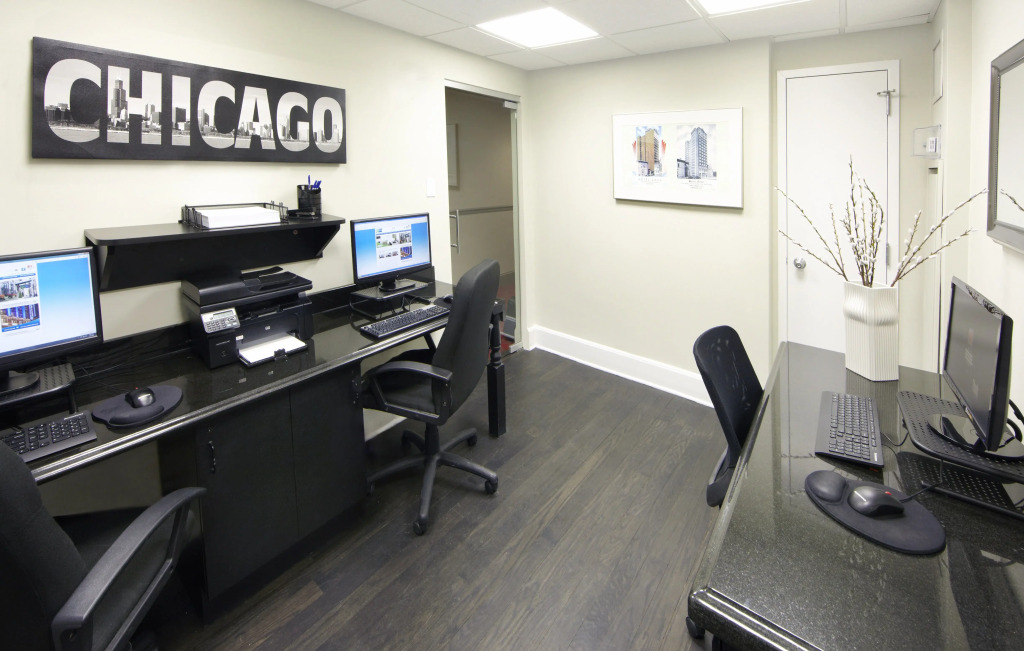 Holiday Inn Express Chicago - Magnificent Mile by IHG