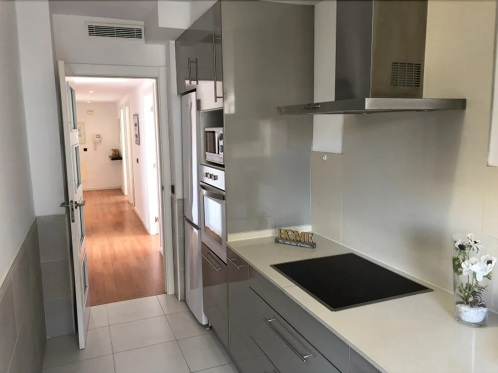 T&H Llevant Family Apartment