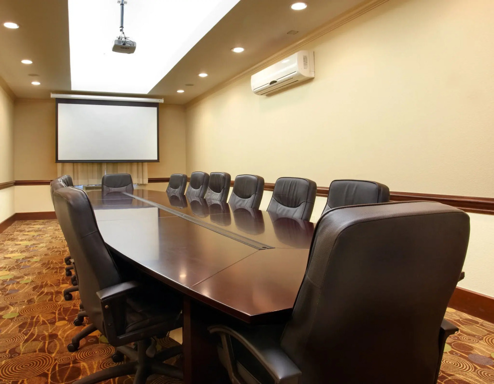 Holiday Inn Express & Suites Deer Park by IHG