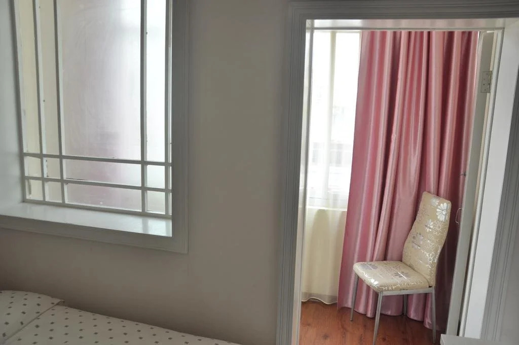 Shi You Hotel