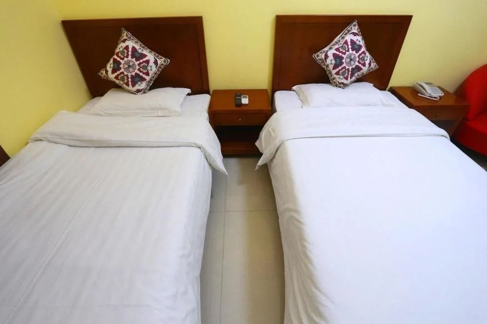 Qingdao Peninsula Star Business Hotel