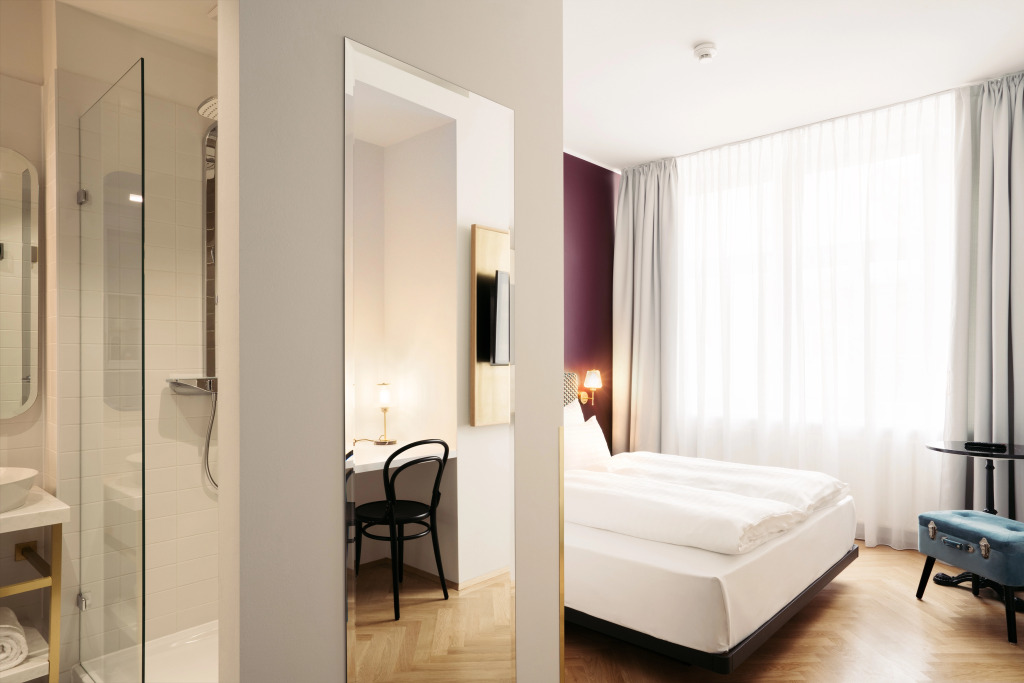 Hotel Schani Salon