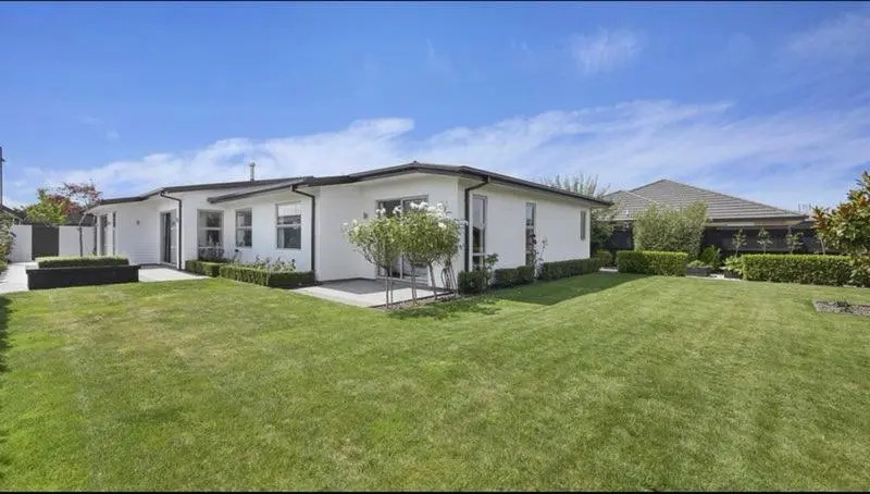 7*7 holiday home