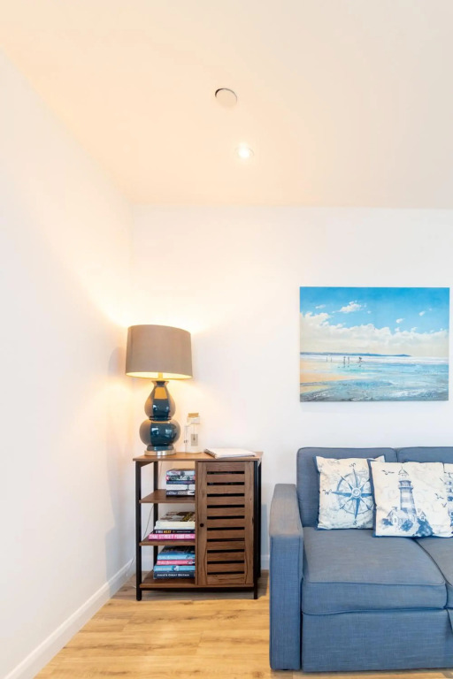 The Pearl Suite by Margate Suites